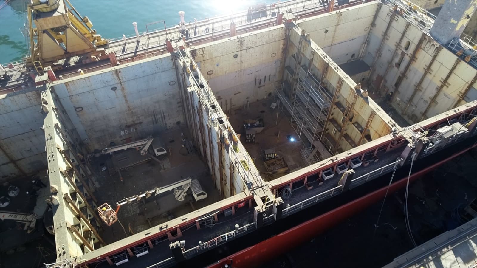 Trocknung und Klimatisierung auf der Werft: POLYGON KuB für Schiffbau
